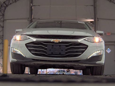 Used 2024 Chevrolet Malibu LT image 12