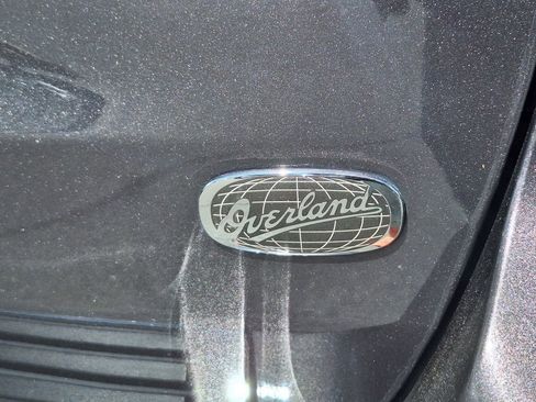 Used 2021 Jeep Grand Cherokee Overland AWD/4WD image 30