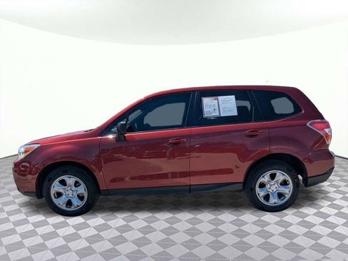 Used 2015 Subaru Forester 2.5i AWD/4WD image 6