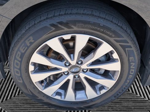 Used 2019 Subaru Outback 2.5i Touring AWD/4WD image 25