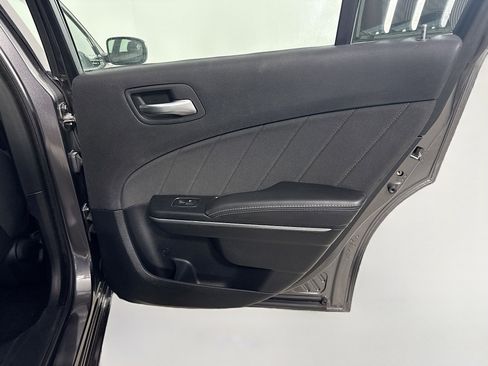 Used 2018 Dodge Charger R/T image 28