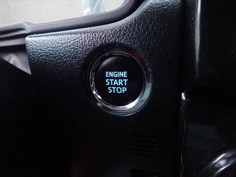 Used 2024 Toyota 4Runner TRD Off-Road Premium w/ Moonroof Package AWD/4WD image 23