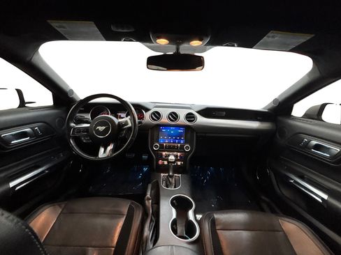 Used 2020 Ford Mustang Premium RWD image 17