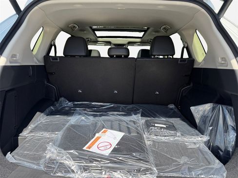 New 2026 Nissan Rogue SV w/ SV Premium Package image 17