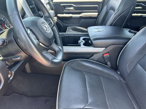 Used 2024 RAM 1500 Laramie AWD/4WD image 30