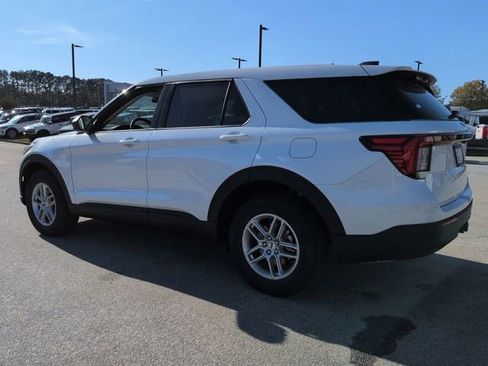 New 2026 Ford Explorer Active image 6