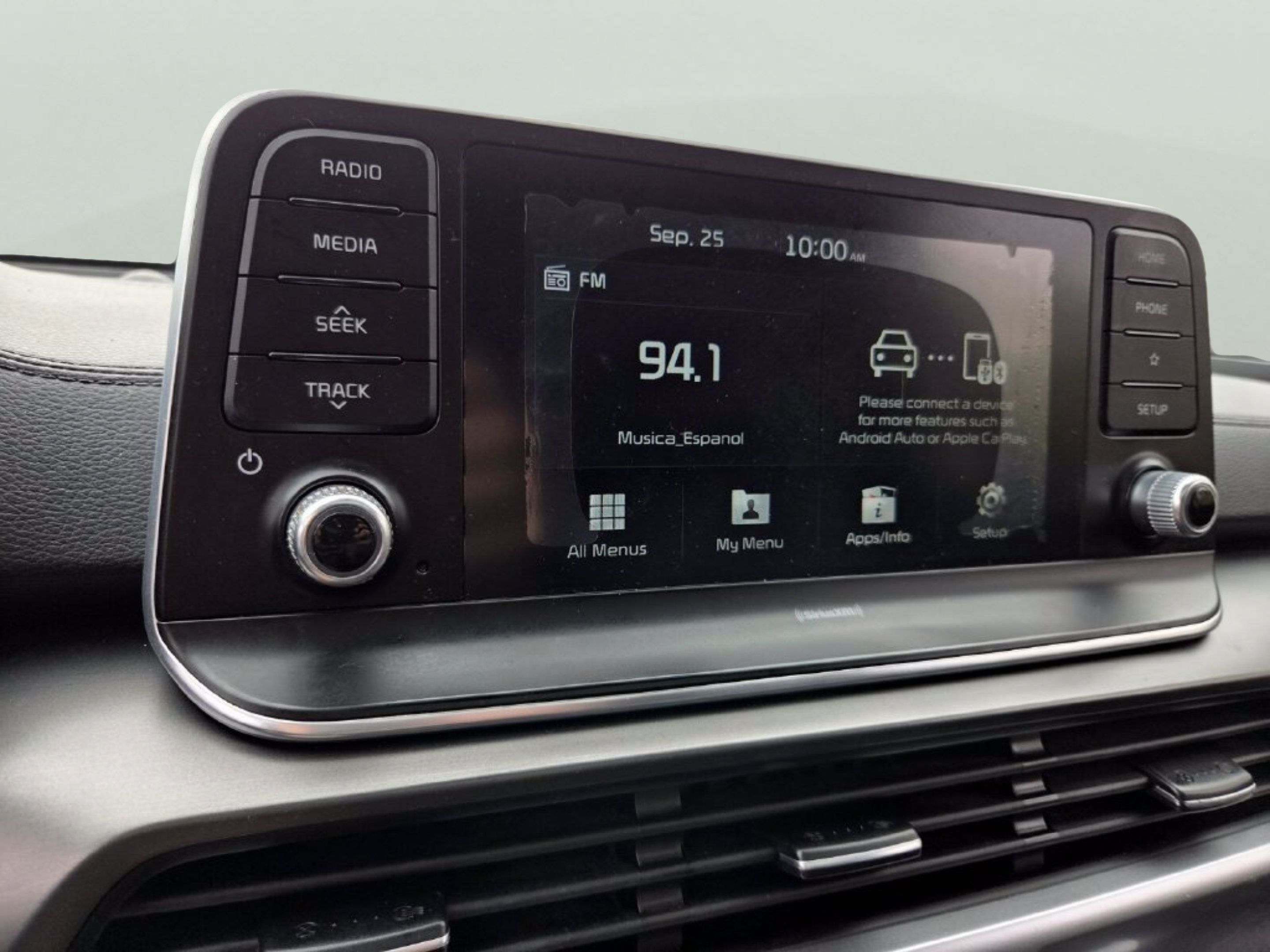 Used 2020 Kia Telluride S FWD image 23