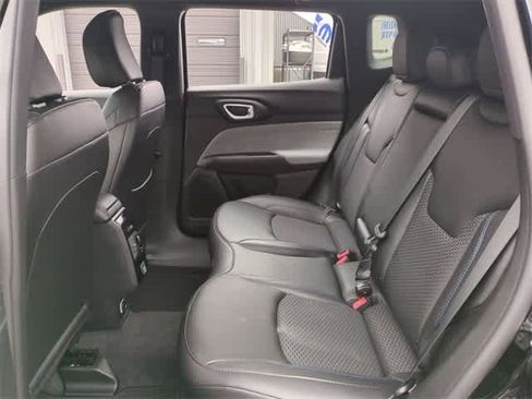 New 2026 Jeep Compass Latitude image 20