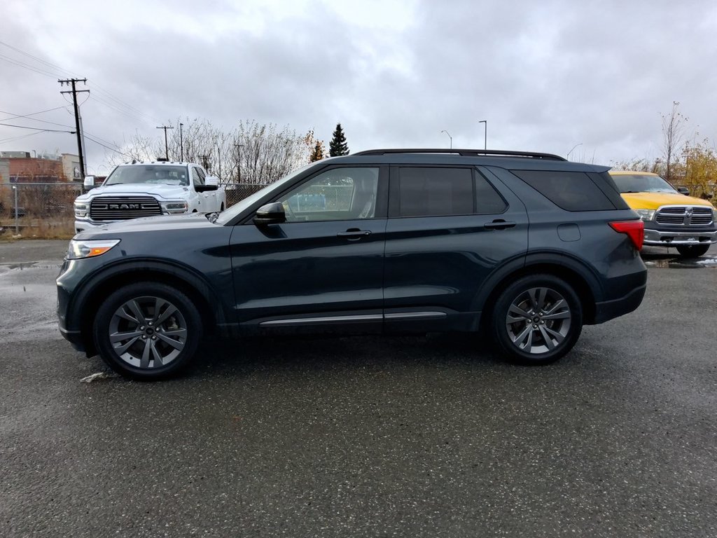 Used 2022 Ford Explorer XLT w/ Equipment Group 202A RWD image 5