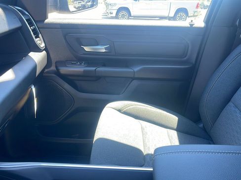 New 2026 RAM 1500 Express AWD/4WD image 21