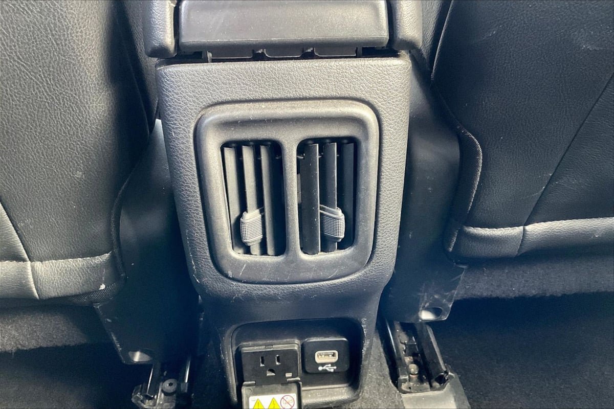 Used 2019 Jeep Compass Latitude w/ Popular Equipment Group FWD image 32