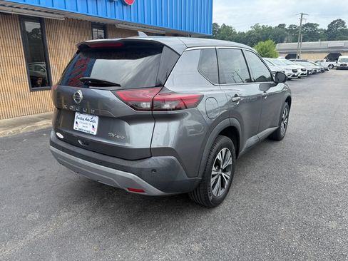 Used 2021 Nissan Rogue SV AWD/4WD image 9