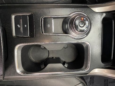 Used 2017 Ford Fusion Energi SE FWD image 23