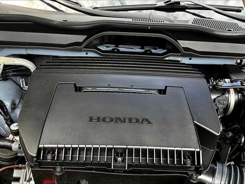 Used 2025 Honda Pilot Black Edition image 61