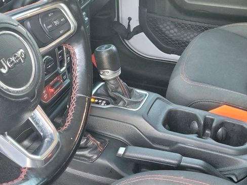 Used 2020 Jeep Wrangler Unlimited Rubicon AWD/4WD image 18