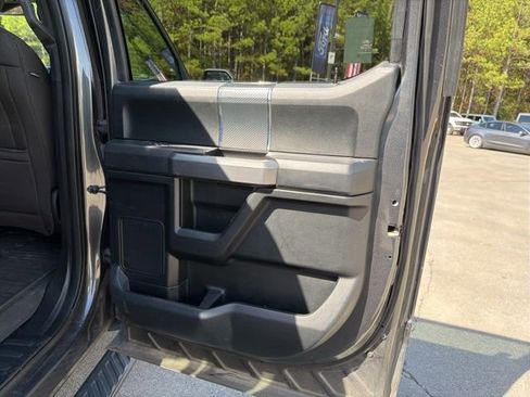 Used 2018 Ford F150 XLT w/ Equipment Group 302A Luxury image 9