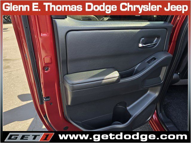 Used 2024 Nissan Frontier SL RWD image 27