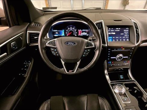 Used 2019 Ford Edge ST w/ Equipment Group 401A AWD/4WD image 5