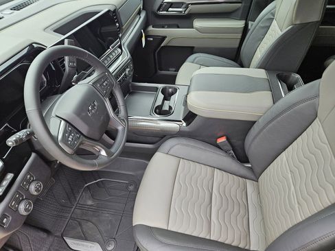 New 2026 Chevrolet Silverado 2500 ZR2 AWD/4WD image 17