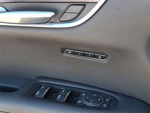 Certified 2024 Cadillac XT6 Luxury image 23