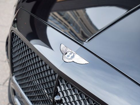 Certified 2024 Bentley Flying Spur W12 image 10