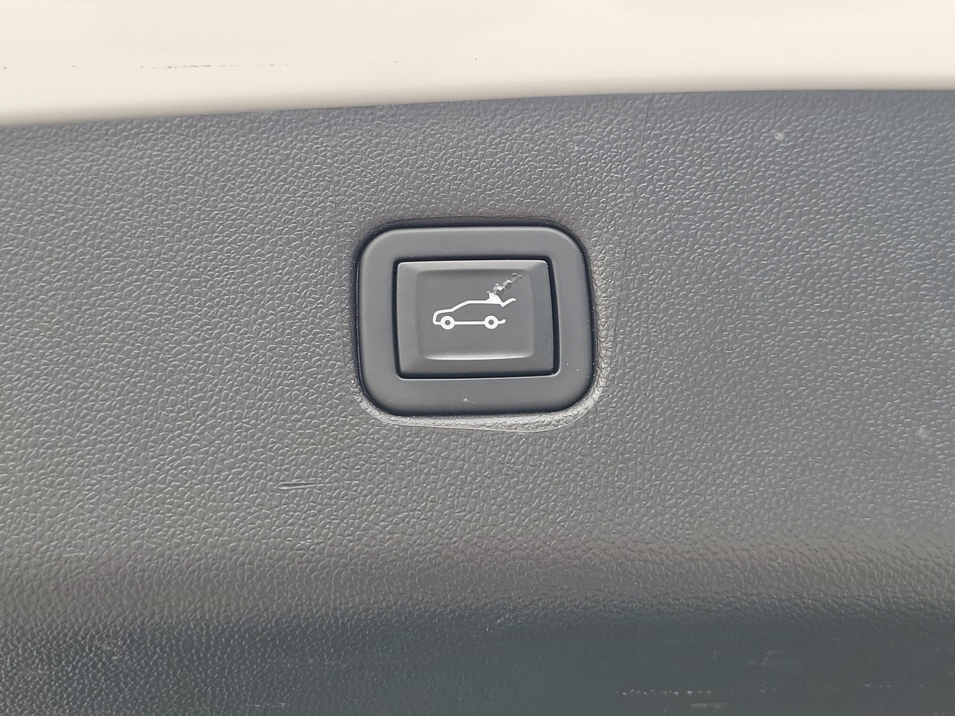 Used 2024 Chevrolet Blazer LT w/ Convenience Package FWD image 25
