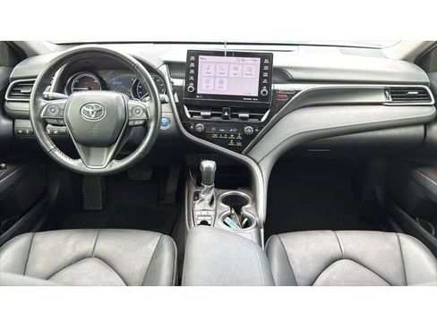 Used 2024 Toyota Camry XSE w/ Cold Weather Package FWD image 18