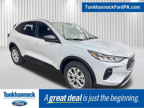 New 2026 Ford Escape Active w/ Cold Weather Package AWD/4WD image 1