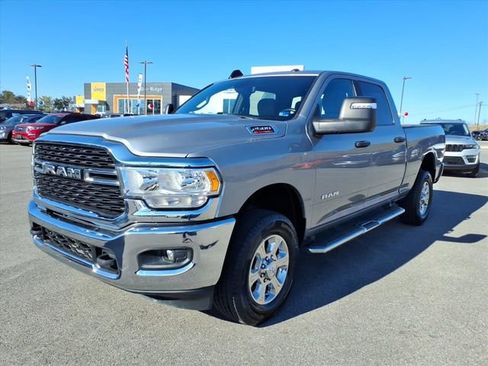 Used 2024 RAM 2500 Big Horn image 8
