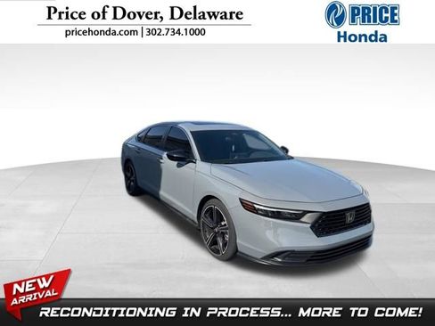 Used 2023 Honda Accord Sport image 1