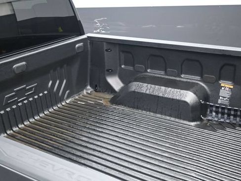 Used 2024 Chevrolet Silverado 1500 LT AWD/4WD image 17