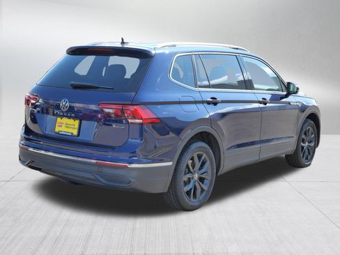 Certified 2024 Volkswagen Tiguan SE AWD/4WD image 7