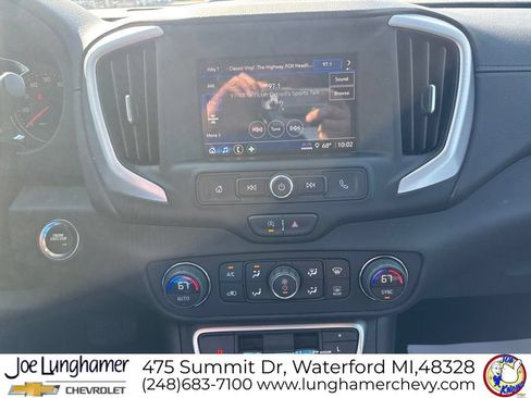 Certified 2024 GMC Terrain SLE w/ Driver Convenience Package FWD image 15