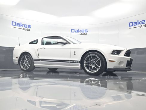 Used 2013 Ford Mustang Shelby GT500 w/ Electronics Pkg RWD image 28