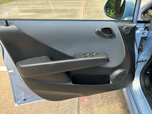Used 2008 Honda Fit Sport image 23