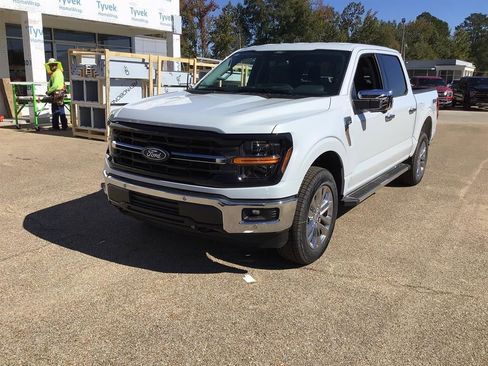 New 2025 Ford F150 XLT w/ Equipment Group 302A MID image 5