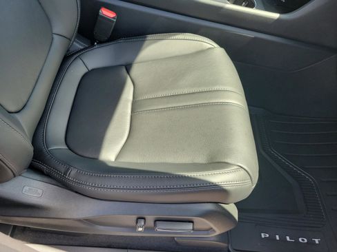 New 2026 Honda Pilot image 19