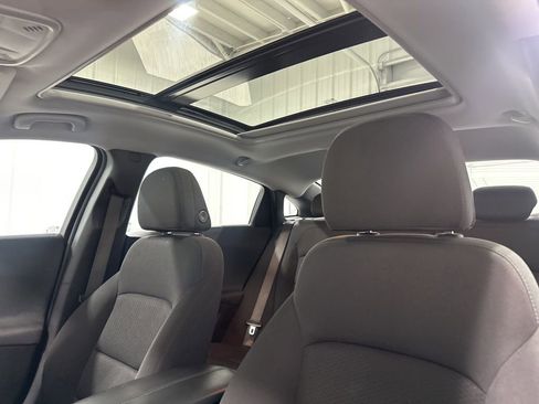 Used 2023 Chevrolet Malibu LT image 18