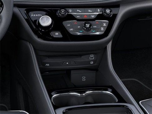 New 2026 Chrysler Pacifica Limited w/ Uconnect Theater Family Group image 24