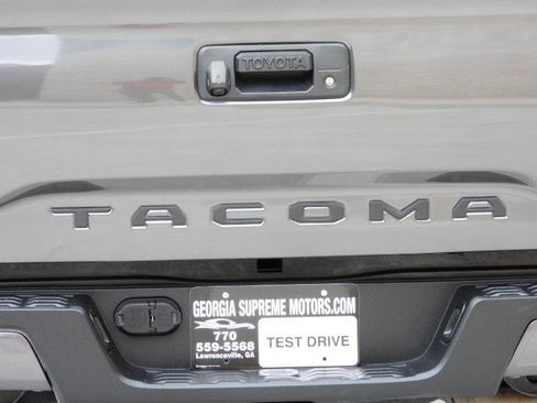 Used 2019 Toyota Tacoma SR5 RWD image 26