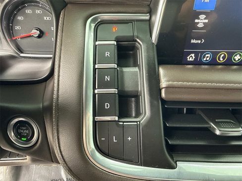 Used 2021 Chevrolet Suburban LT image 23