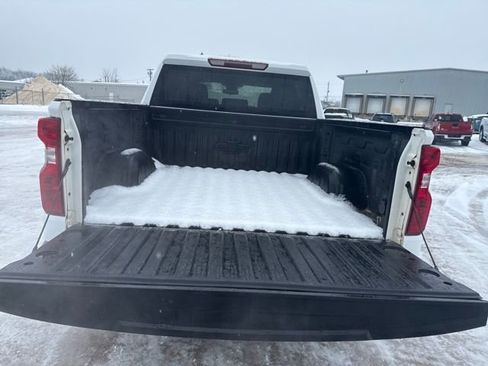 Used 2025 Chevrolet Silverado 1500 LT image 27