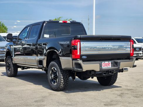 New 2026 Ford F250 King Ranch w/ Tremor Off-Road Package AWD/4WD image 5