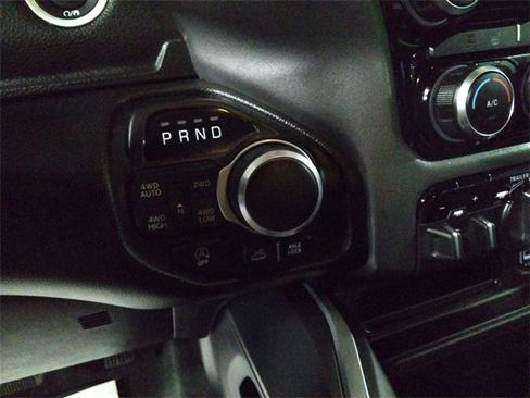 Used 2023 RAM 1500 Big Horn image 34