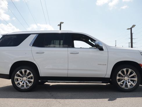 Used 2021 Chevrolet Tahoe Premier RWD image 6