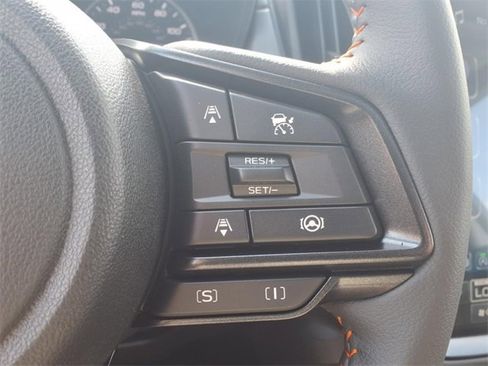 New 2025 Subaru Crosstrek 2.5i Limited w/ Popular Package #3A image 15