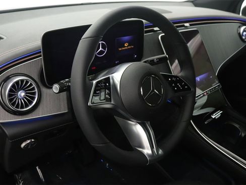 New 2026 Mercedes-Benz EQE 320 4MATIC SUV image 5