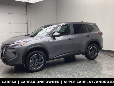 Used 2025 Nissan Rogue SV image 31