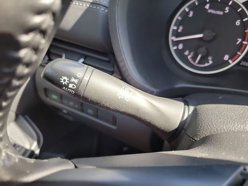 Used 2025 Nissan Sentra SV w/ All-Weather Package image 29