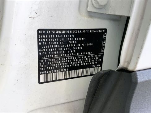 Used 2024 Volkswagen Taos S FWD image 33
